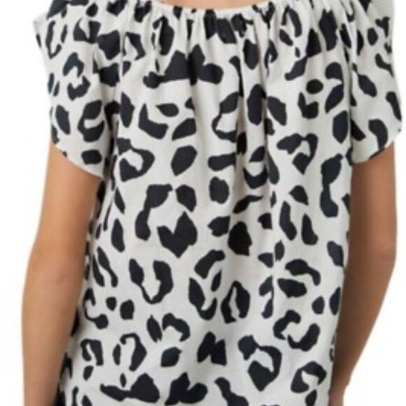 Velvet by Graham and Spencer Animal Print Off-Shoulder Top Short Sleeve Size XS - Picture 2 of 8